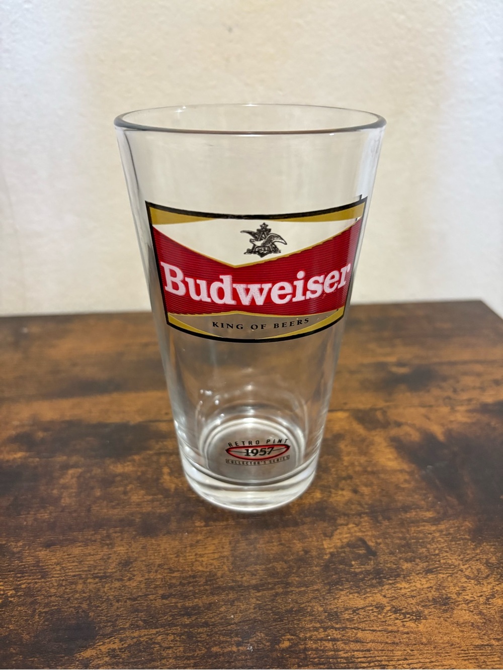 vintage Budweiser "Retro Pint 1957" collector's series 16oz Glass